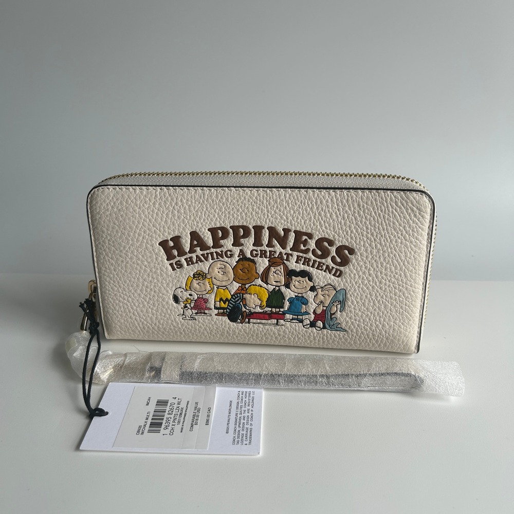 Coach Peanuts Charlie Brown Happiness Accordion Wallet Chalk Leather C9N35